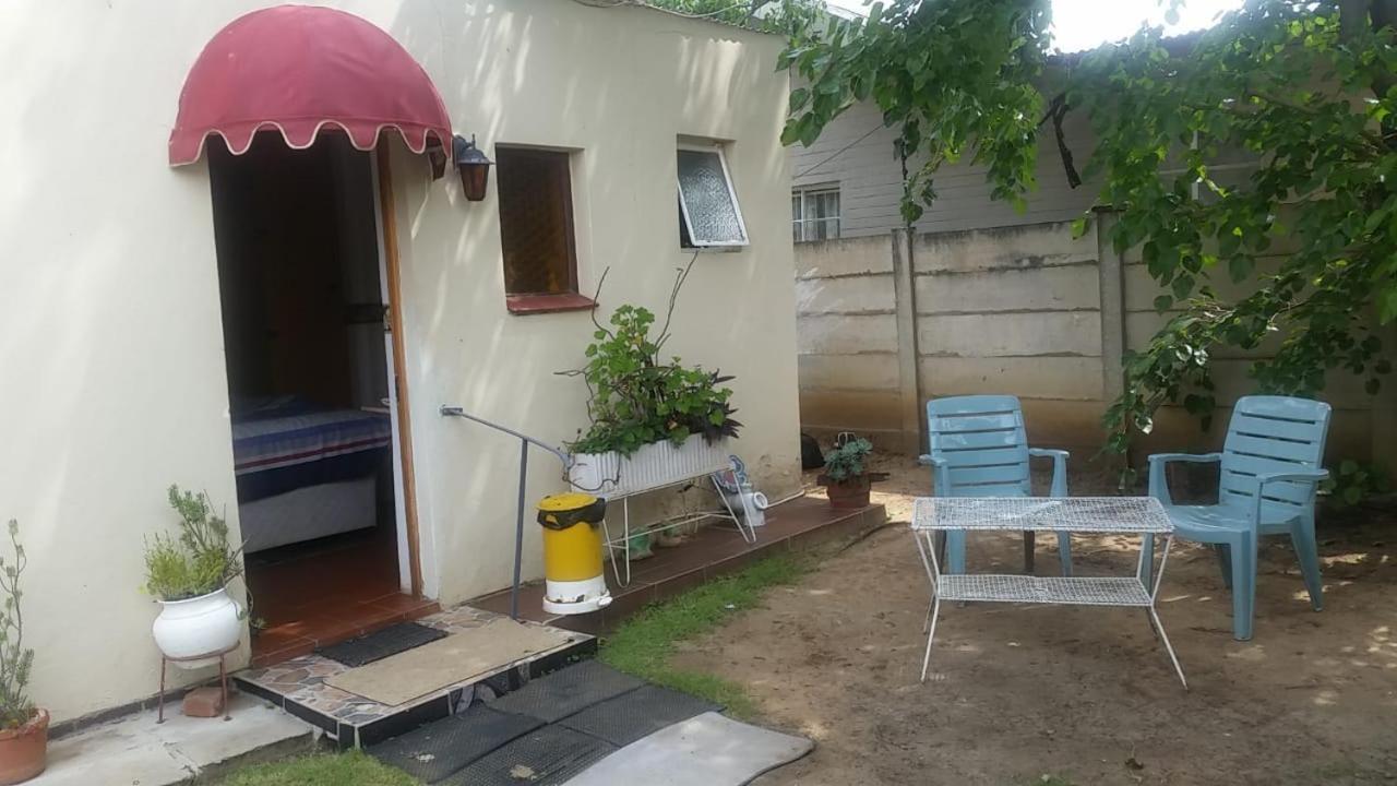 Heila'S In House Family Room-Homestay! Bloemfontein Eksteriør bilde