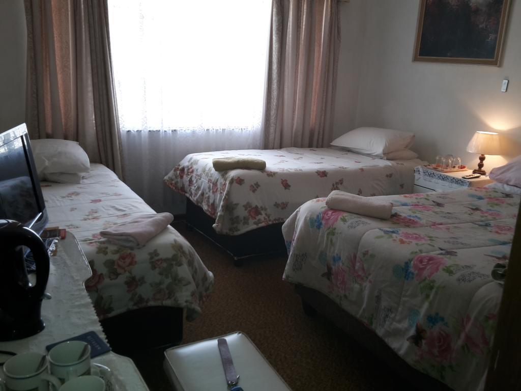 Heila'S In House Family Room-Homestay! Bloemfontein Eksteriør bilde